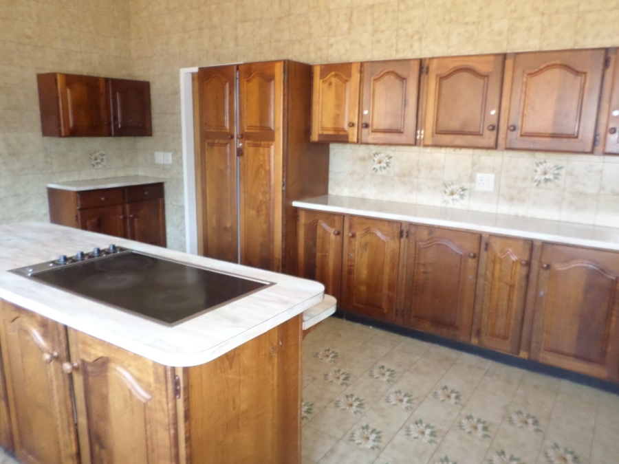 5 Bedroom Property for Sale in Ventersdorp North West